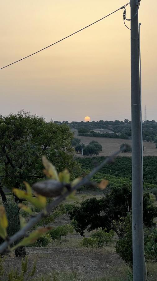 Noto Country Farm House -Tenuta Alessandra מראה חיצוני תמונה